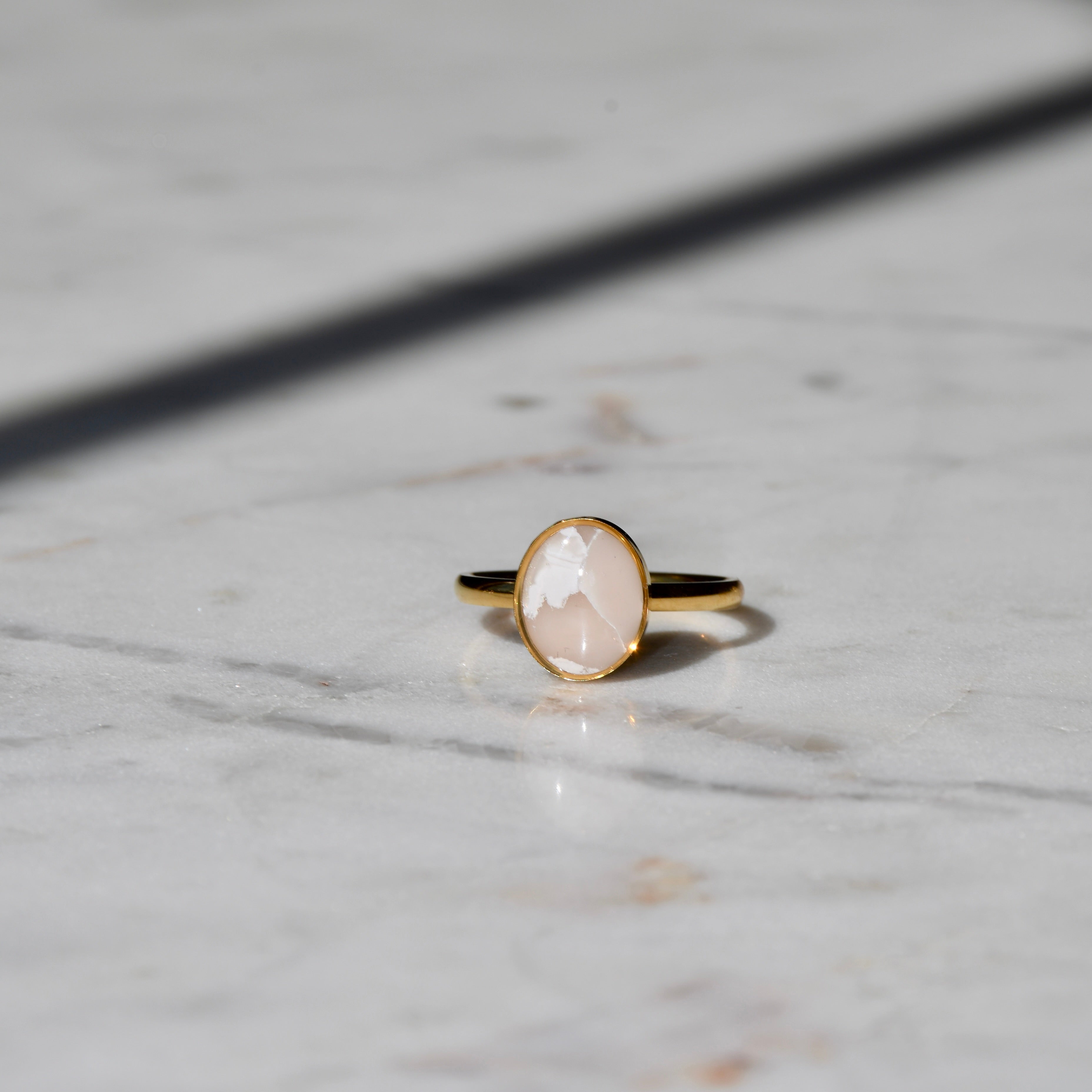 Gold Oval Clay Ring - Ivory/Size 5-9