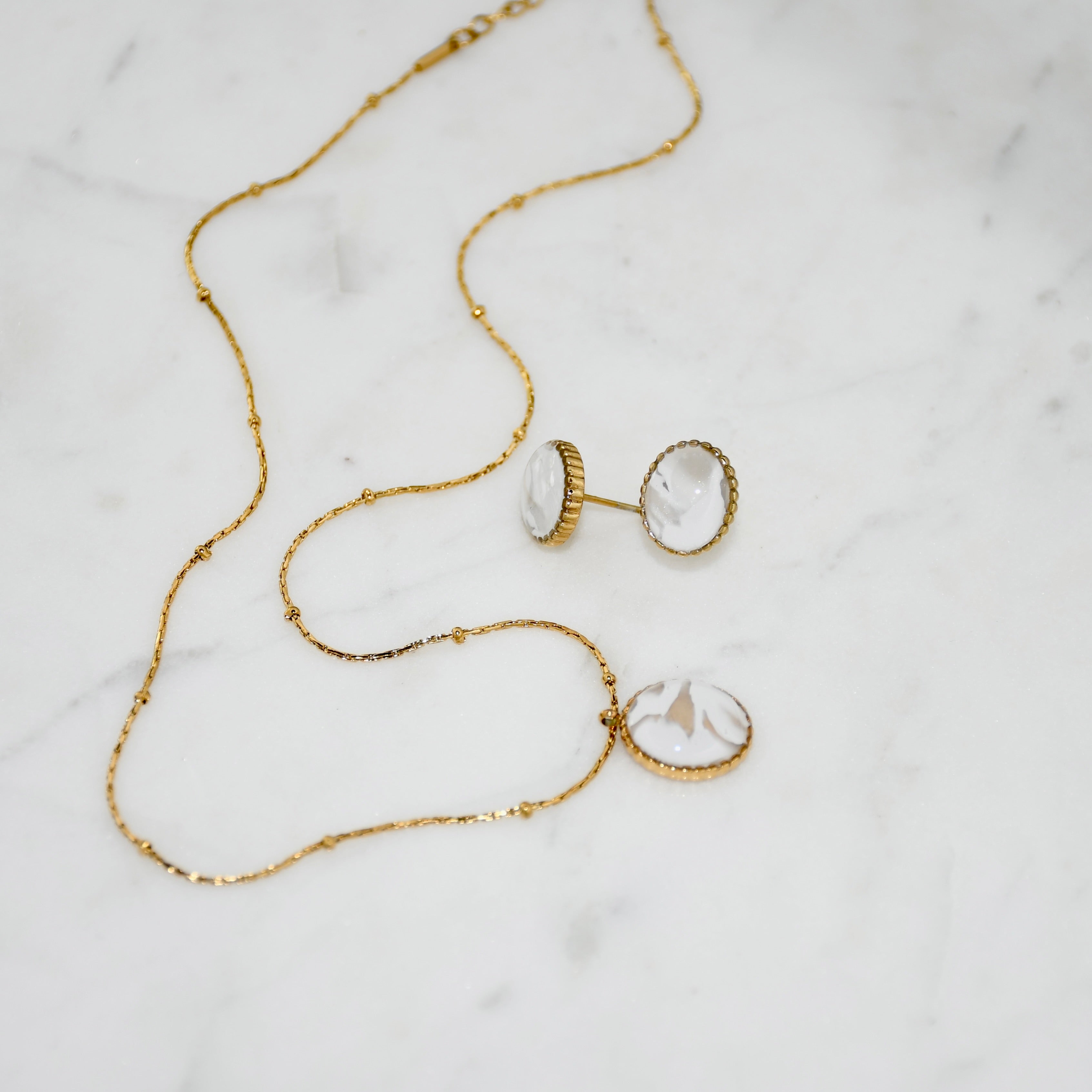 Vintage Marble Oval Necklace
