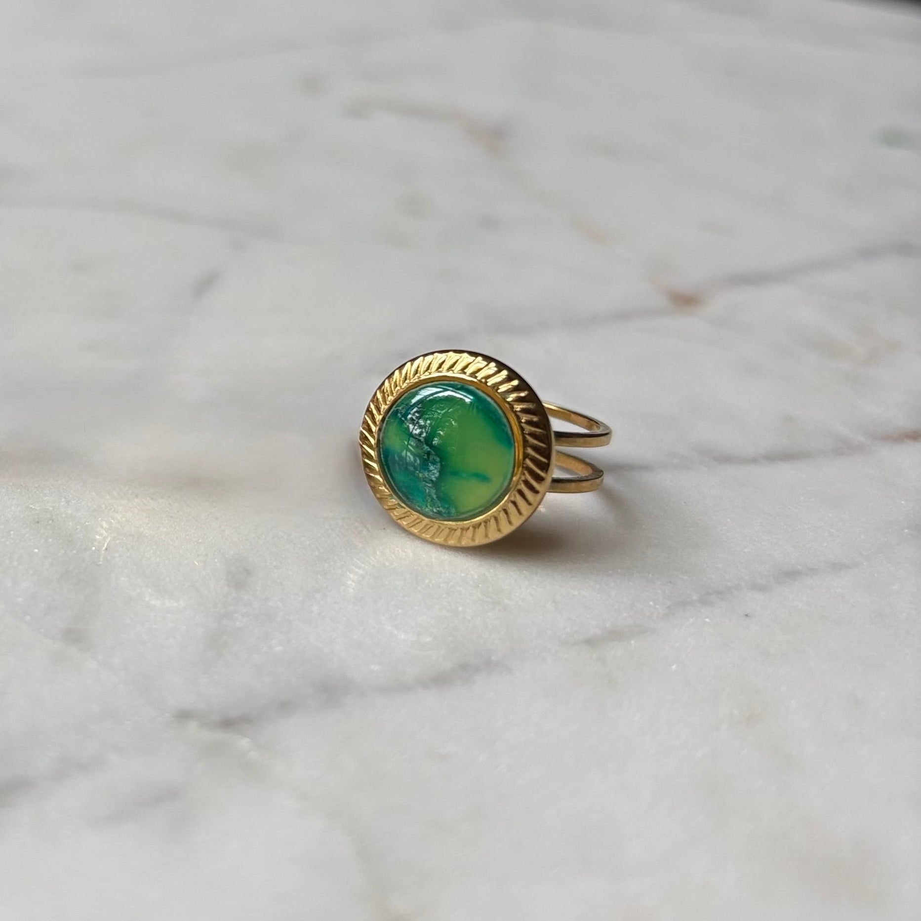 Vintage Gold Halo Marble Ring