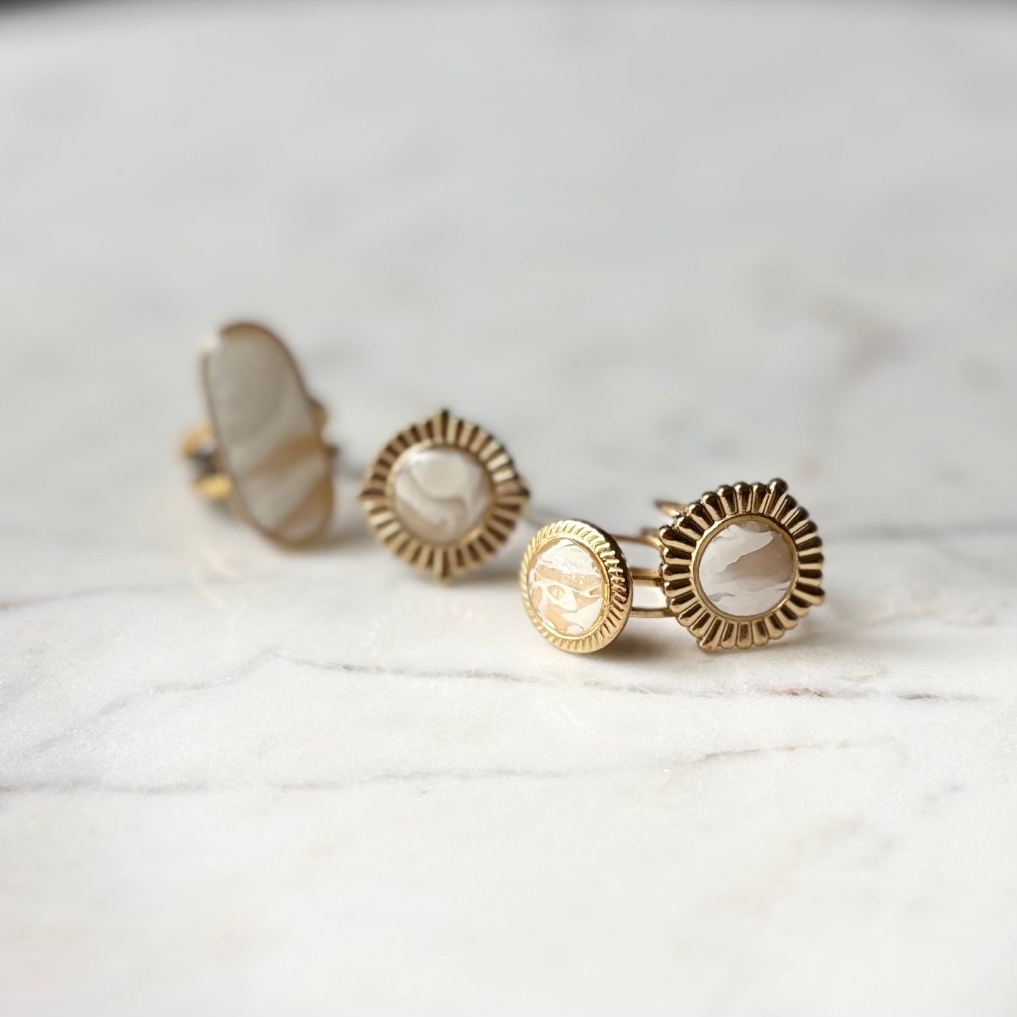 Vintage Gold Halo Marble Ring
