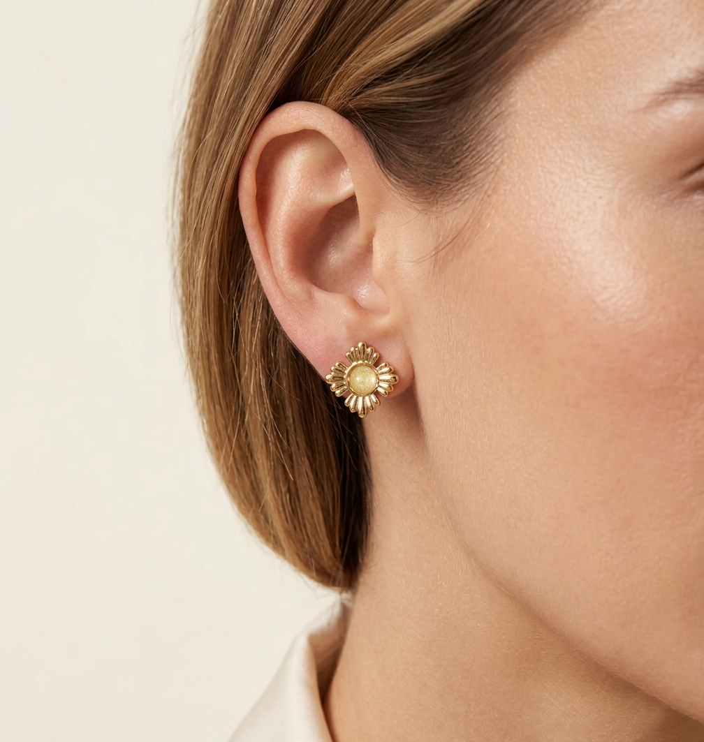 Gold Vintage Shimmer Post Earrings