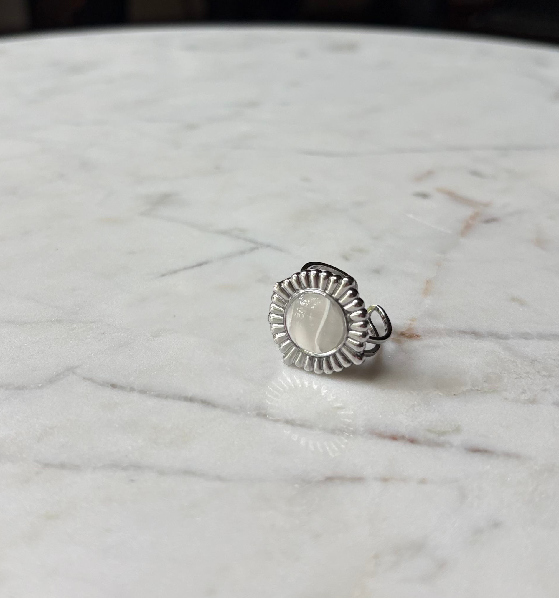 Four Point Silver Vintage Marble Ring